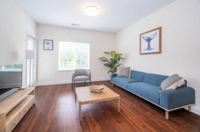 Viagem Modern 2BR with Gym & Parking